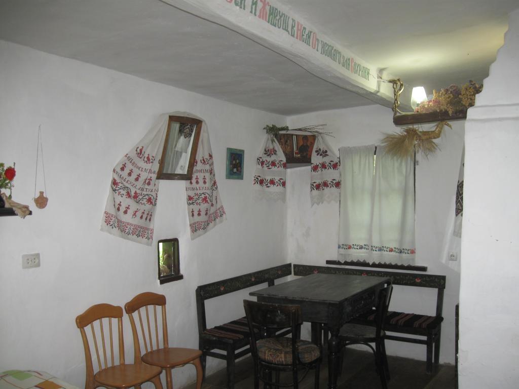 Koryakivskyi Rai Guest House Dmitrenki Luaran gambar